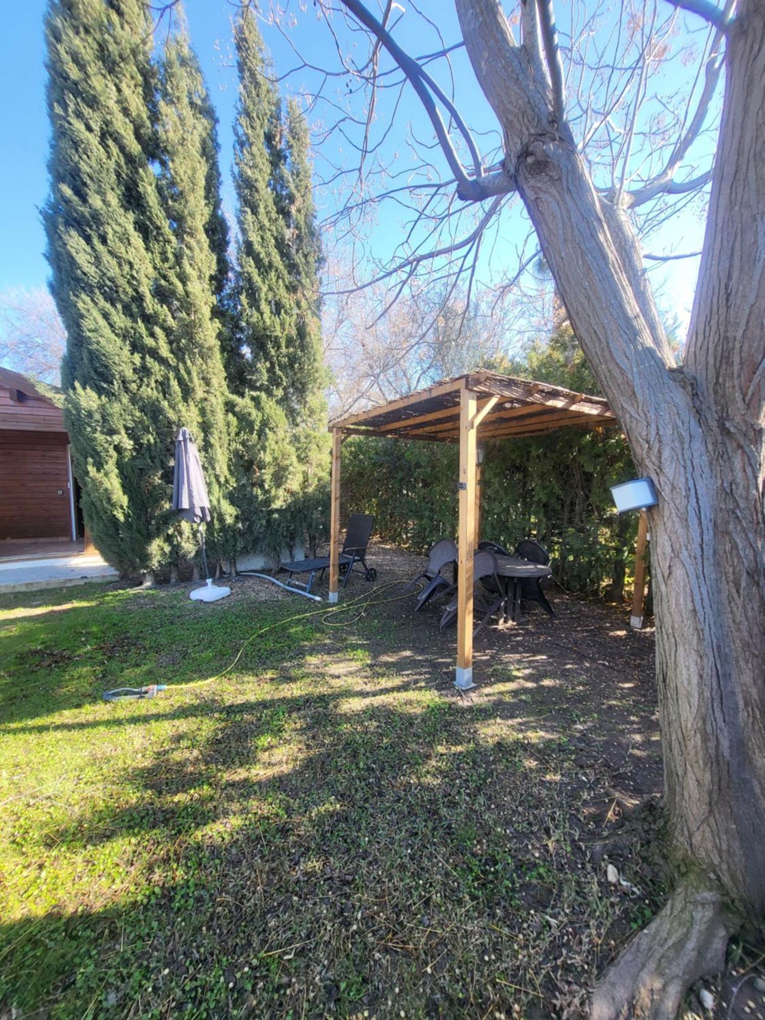 Villa Casa Madera Urbanizacion Socorro à Séville Extérieur photo