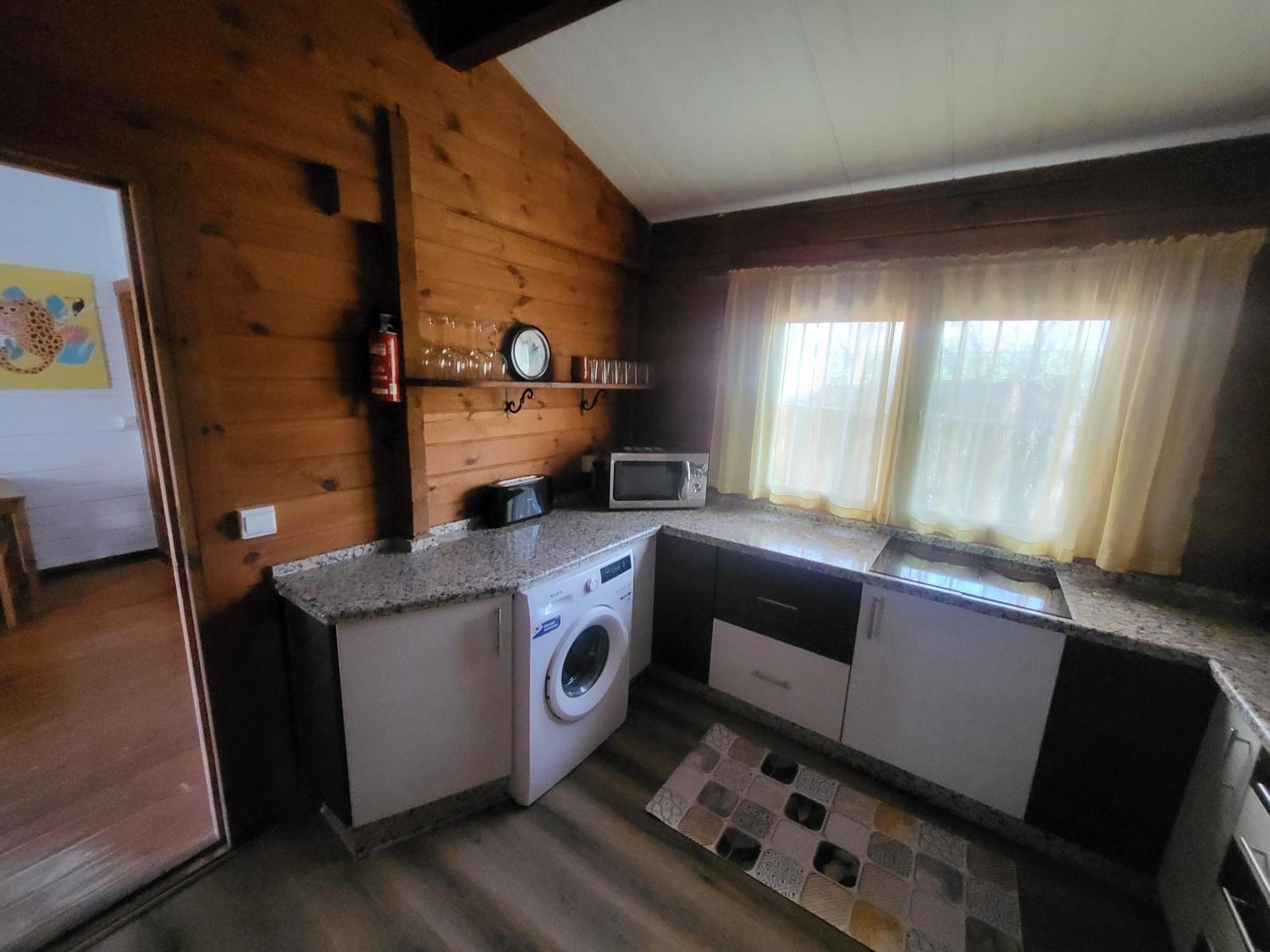 Villa Casa Madera Urbanizacion Socorro à Séville Extérieur photo