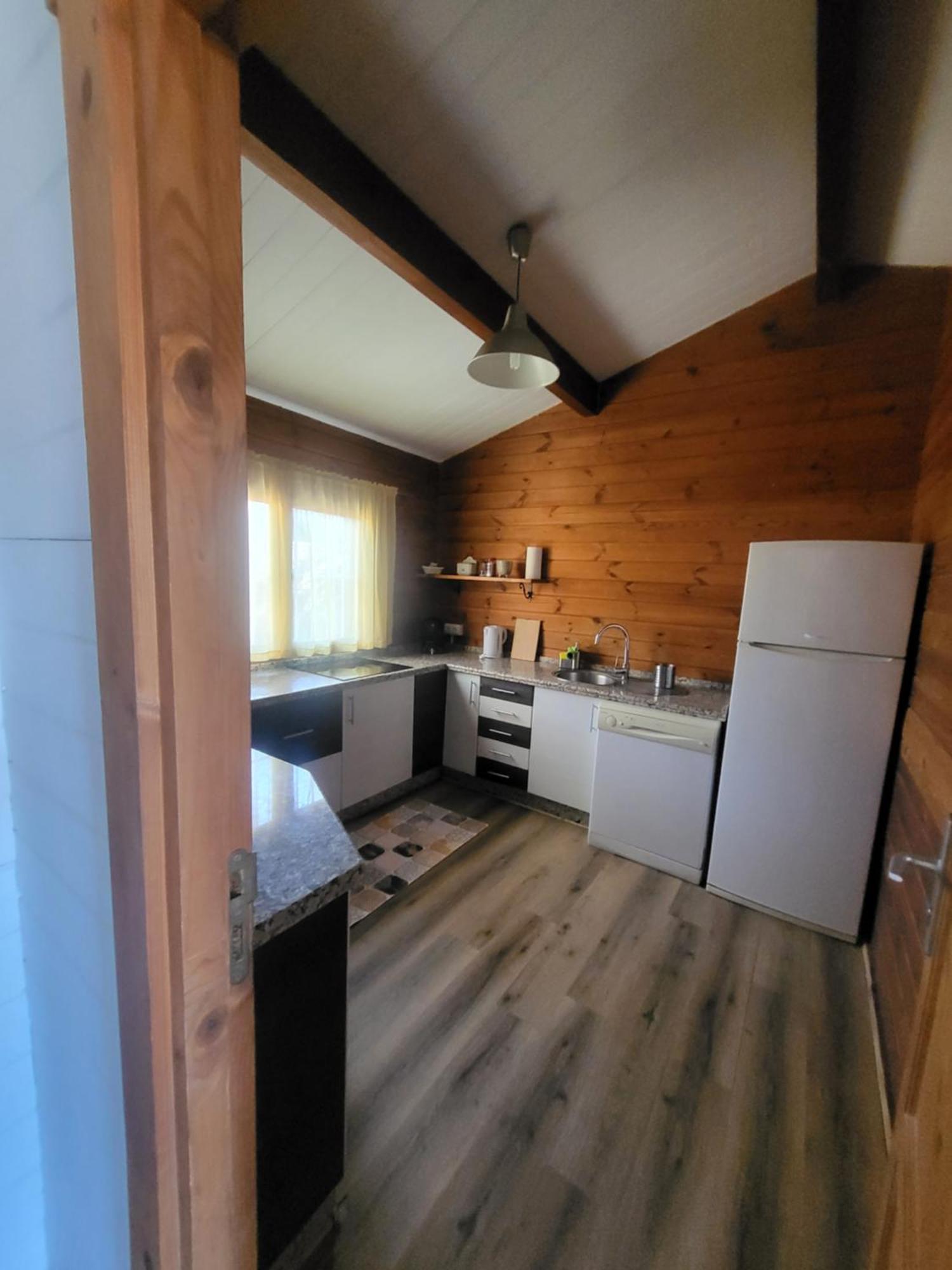 Villa Casa Madera Urbanizacion Socorro à Séville Extérieur photo