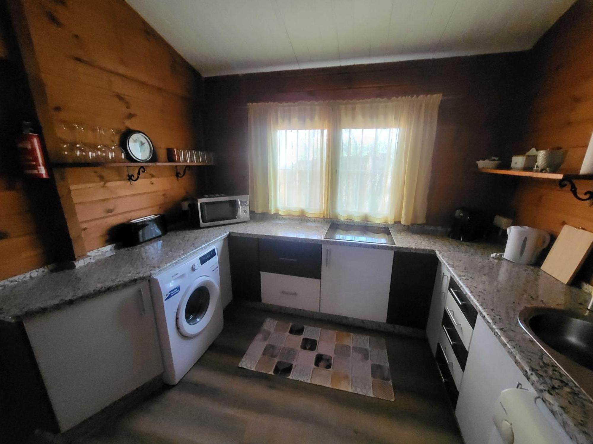 Villa Casa Madera Urbanizacion Socorro à Séville Extérieur photo